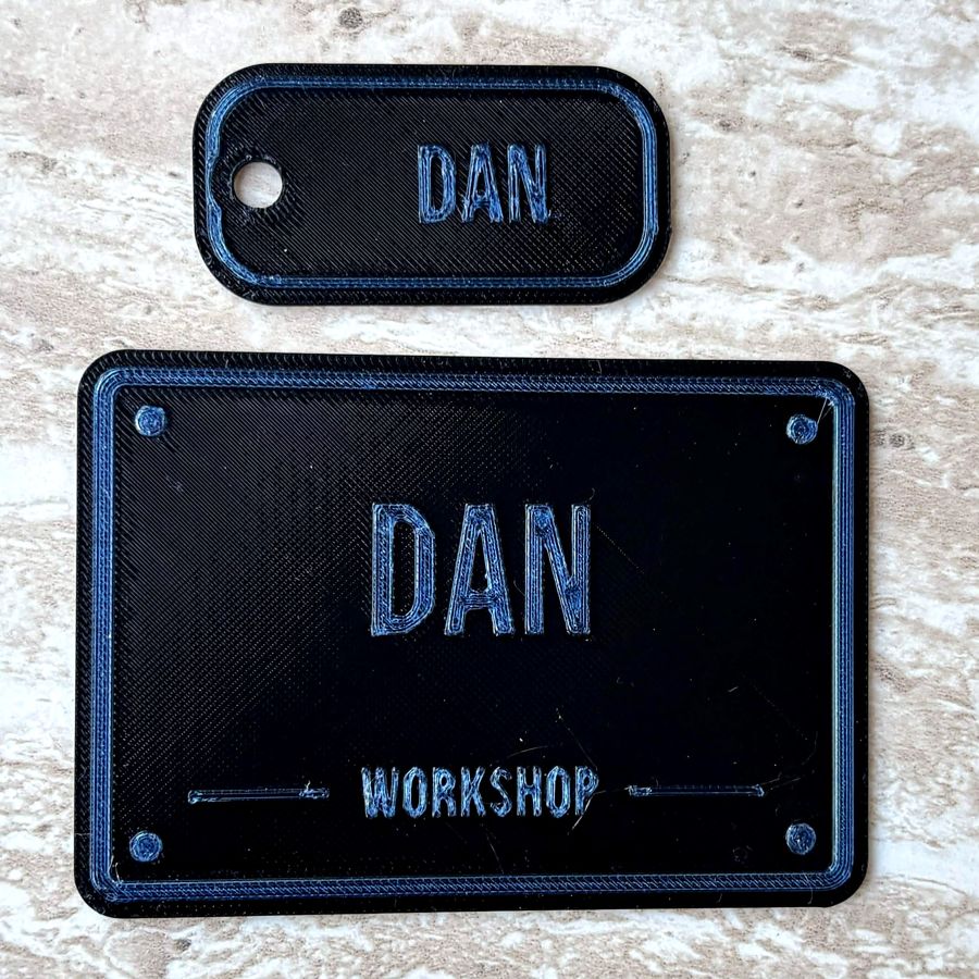 Workshop set: matching personalised plaque and name keyring